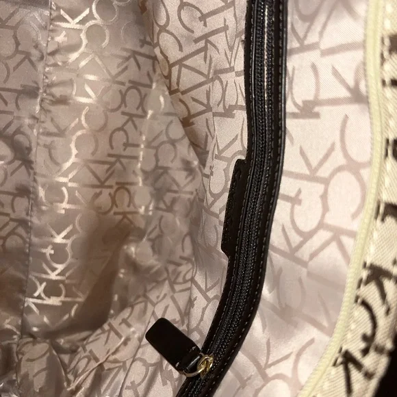 Calvin Klein Bag - Picture 6 of 10